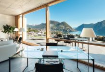 iPhone Offers Three Cameras and Brilliand Oled Display for All