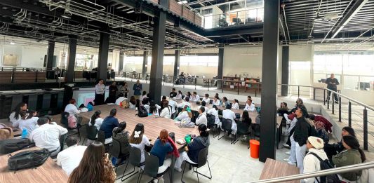 UNISA fortalece formación médica con simulación clínica