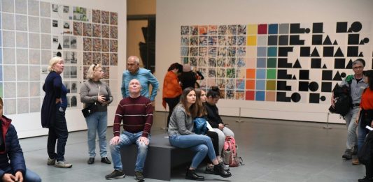 Fatiga museal: cómo disfrutar de los museos sin agotarse en el intento