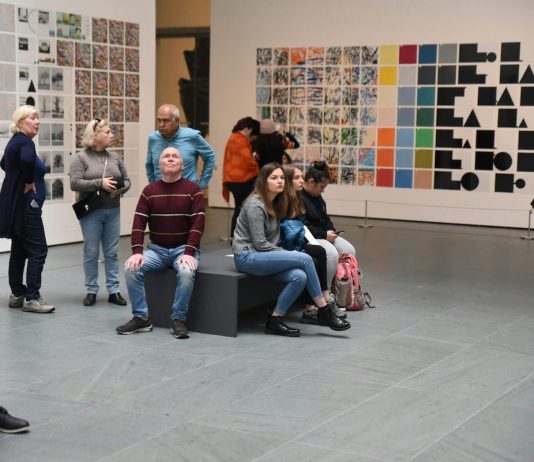 Fatiga museal: cómo disfrutar de los museos sin agotarse en el intento