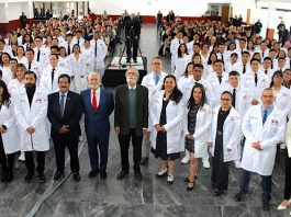 Rumbo al Internado: La Generación 2022-2028 de la UNISA recibe su Bata Blanca