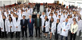 Rumbo al Internado: La Generación 2022-2028 de la UNISA recibe su Bata Blanca
